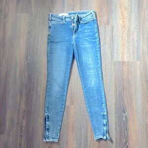“Vintage” 👖 Anthropology Pilcro and Letterpress Jean